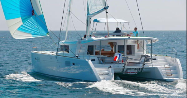 Free Bird Lagoon 45' Catamaran